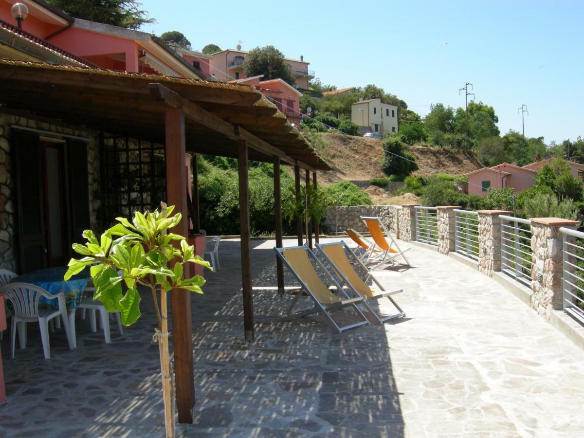 Struttura Turistica Villa Calamita كابوليفيري المظهر الخارجي الصورة