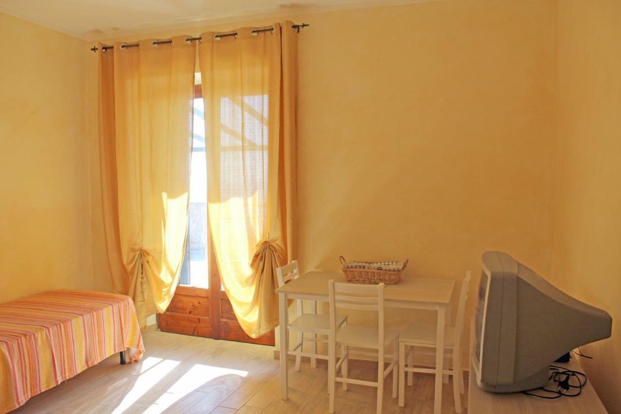 Struttura Turistica Villa Calamita كابوليفيري المظهر الخارجي الصورة